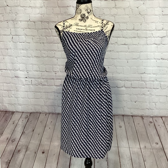 GAP Dresses & Skirts - 257. Gap Blue Chain Pattern Sundress NWT Size Medium